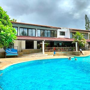 Flamboyant Bed&Breakfast